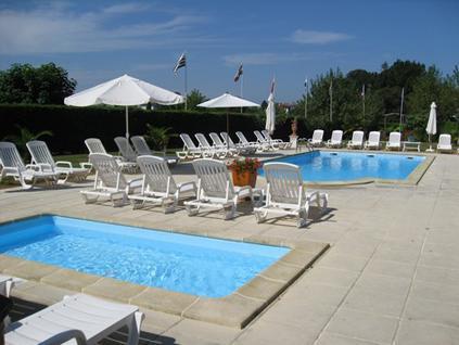 La Ferme Des 4 Chenes Hotel Urt Buitenkant foto